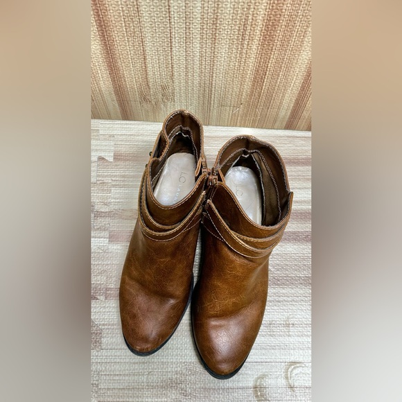 LC Lauren Conrad | Brown Faux Leather Ankle Heeled Booties | Size 6 - Picture 6 of 8